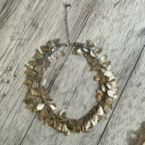 Francesca’s Collections statement necklace gold tone leaves